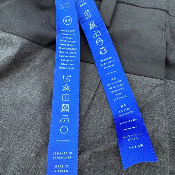 Kit and Ace Mens Shorts (Size 36) - Picture 11 of 11